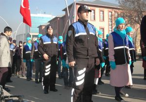 TDP övgüleri topluyor